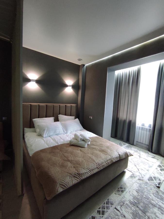 Апартаменты Жк Lotus Terrace Almaty Luaran gambar