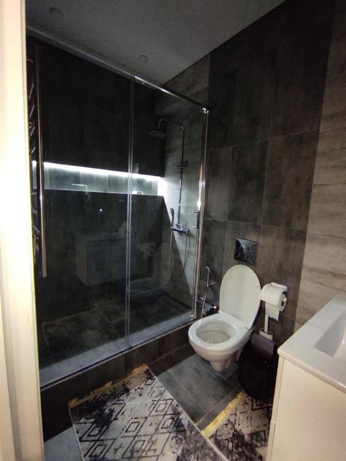Апартаменты Жк Lotus Terrace Almaty Luaran gambar